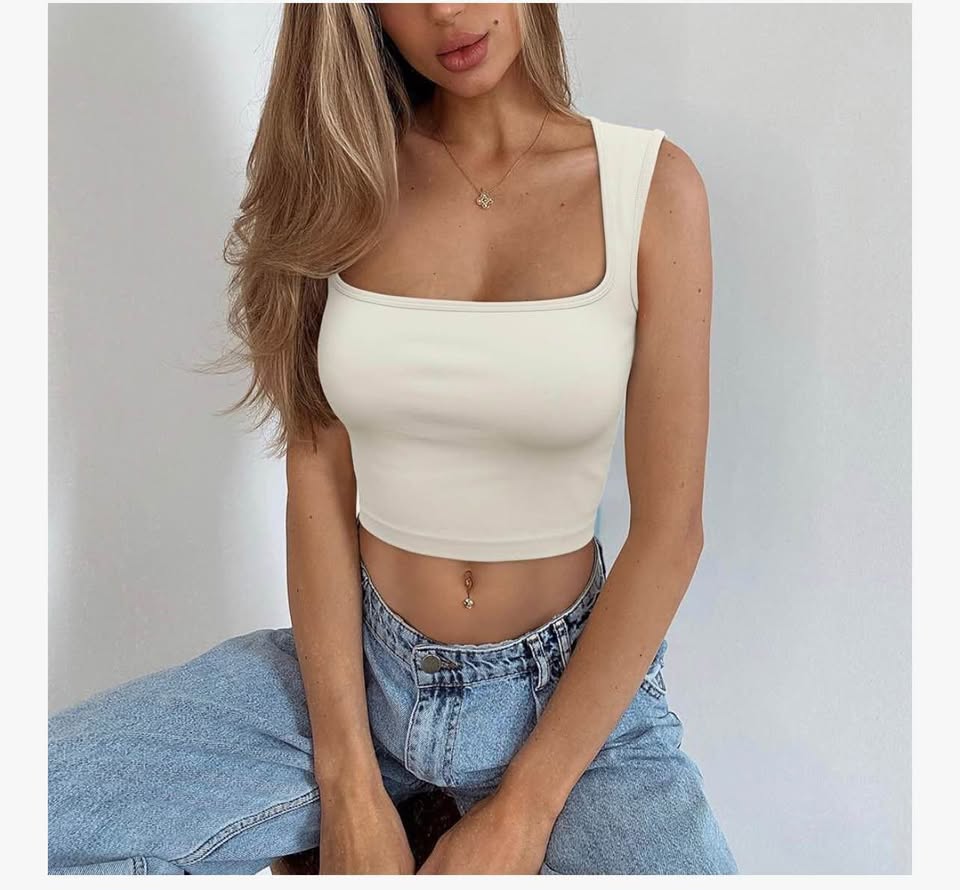 Women's sleeveless crop top seamless square neck Trendy Tank ，beige ，small