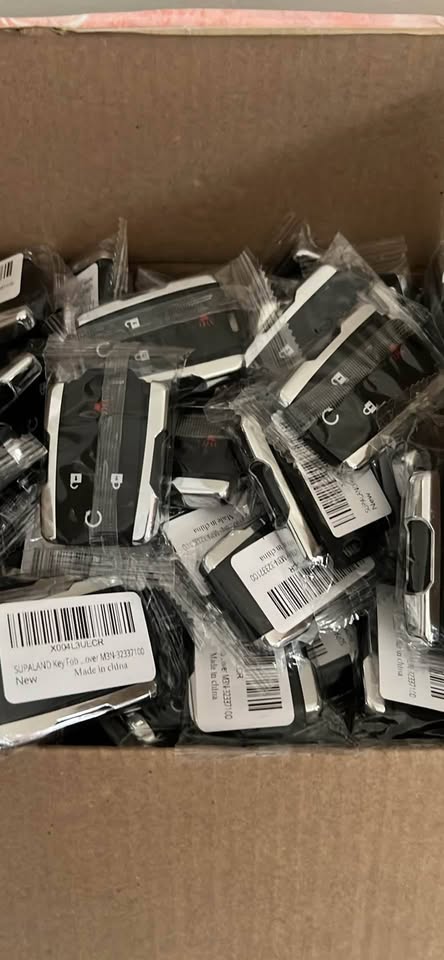 Replacement Key Fob Shell for Chevrolet Silverado and GMC Sierra