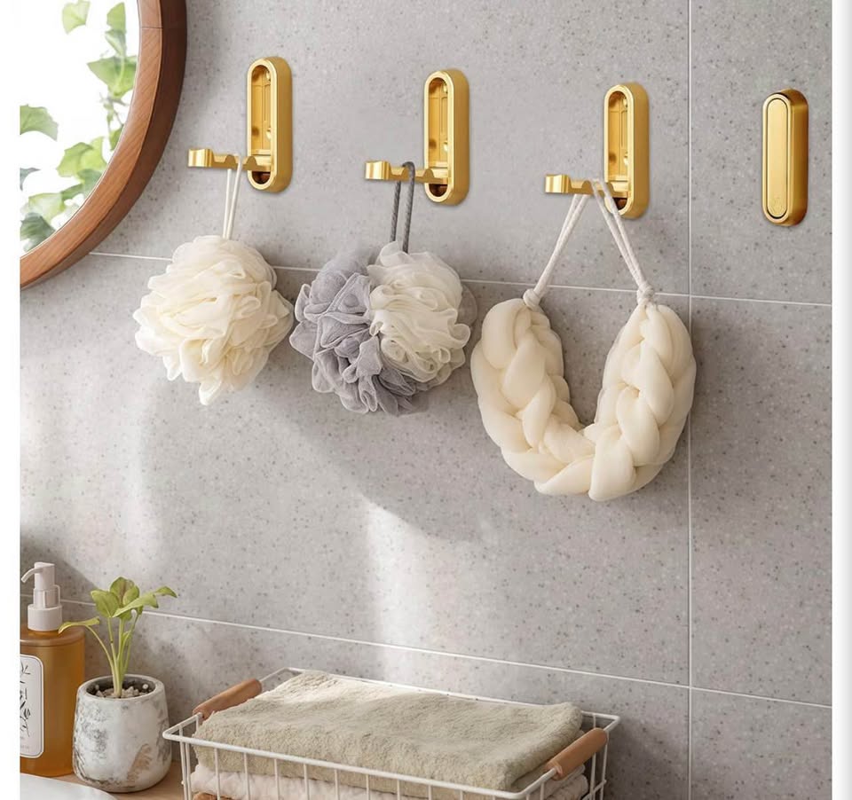 4-Pack Gold Foldable Wall Hooks