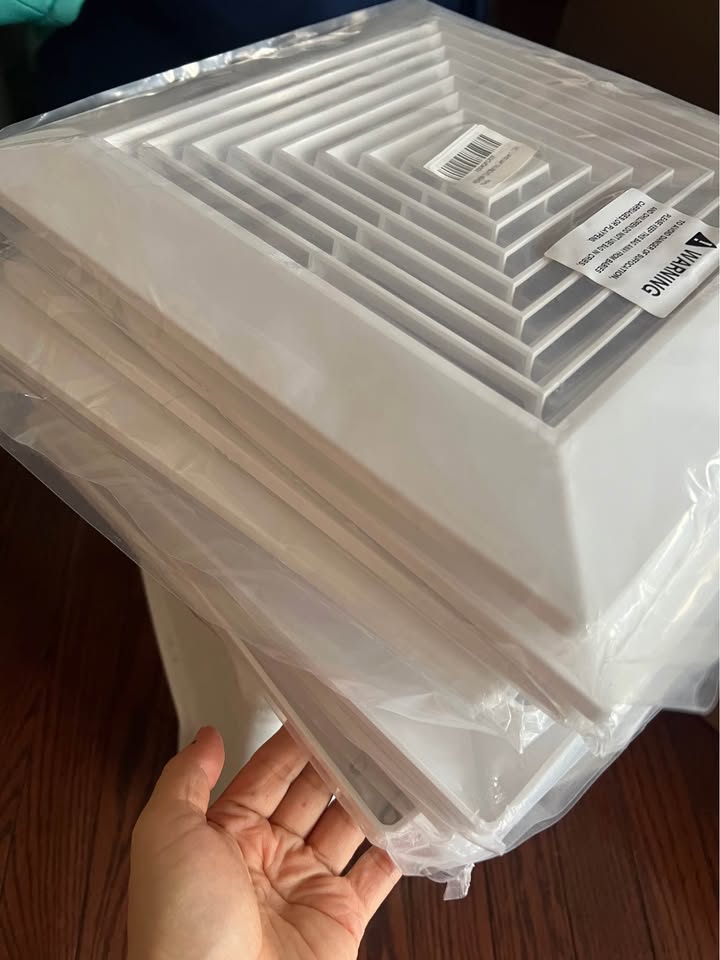12Ｘ12 inch bathroom exhaust Fan cover with springs replacement parts
