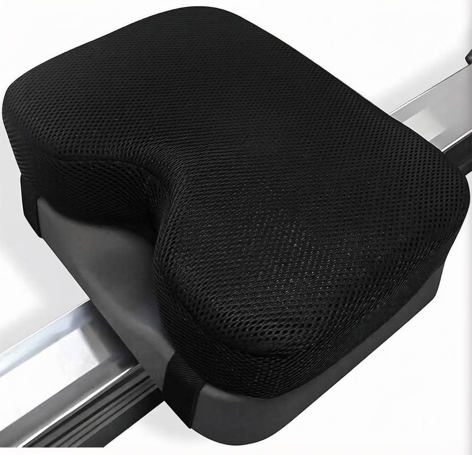 Black Mesh Rowing Machine Seat Cushion