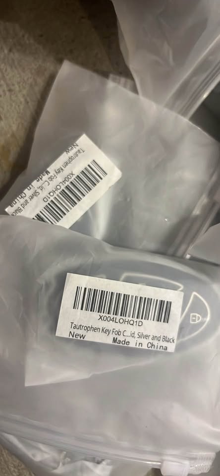 2 pack Tautrophen Key Fob Cover Silver and Black