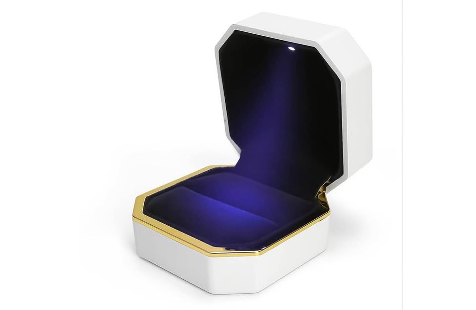 Luxury White Ring Box 3"x3''x2'' With Light, Square Wedding Ring Jewelry Elegant
