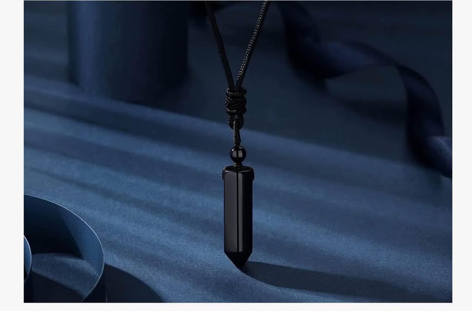 MAIBAOTA Healing Crystal Necklace Adjustable Rope Gemstone for Men Women
Natural