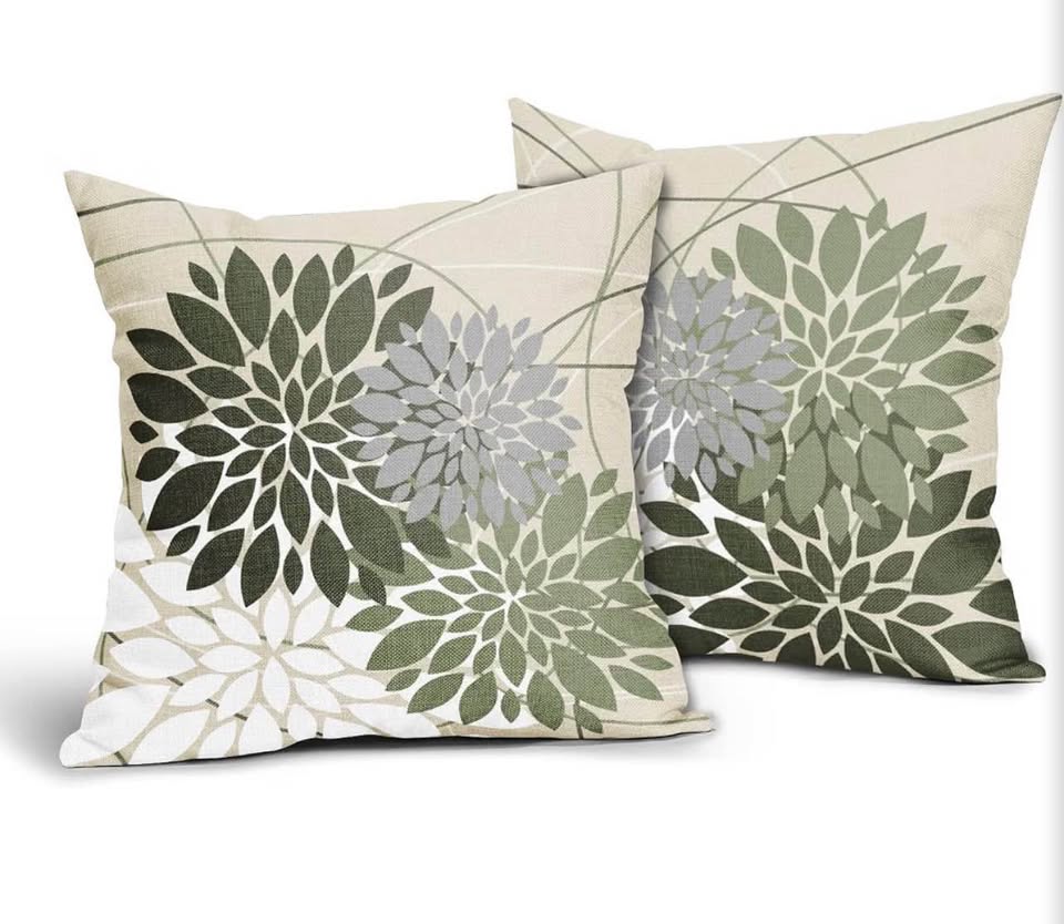 Set of 2 Floral Dahlia Throw Pillow Covers
