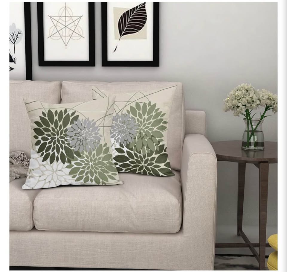 Set of 2 Floral Dahlia Throw Pillow Covers