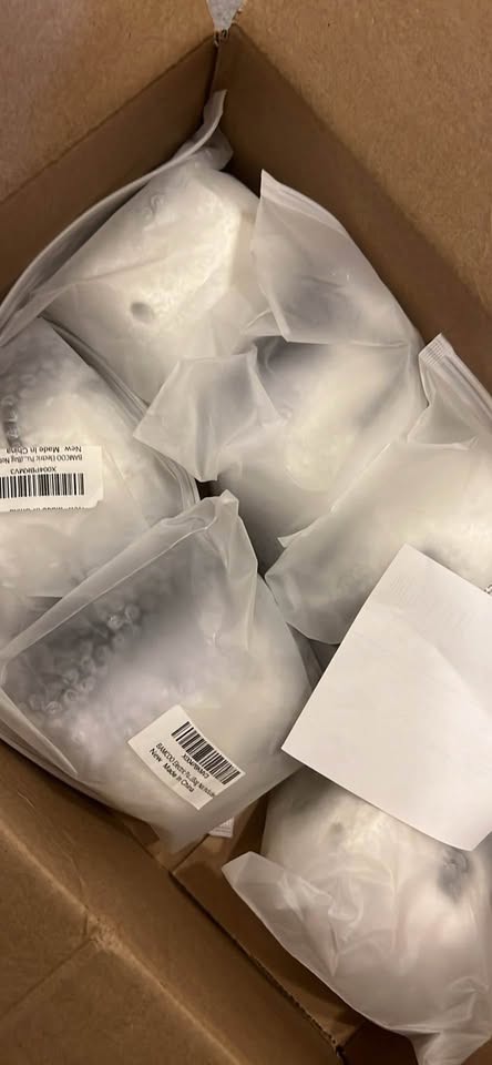Electric Pump for Vacuum Sealer Bags for Clothes Travel Vacuum Bags with Pump Su