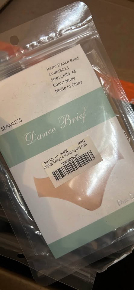 MOLLDAN Pro Dance Ballet Briefs for Women and Girls Seamless Gymnastics Underpan