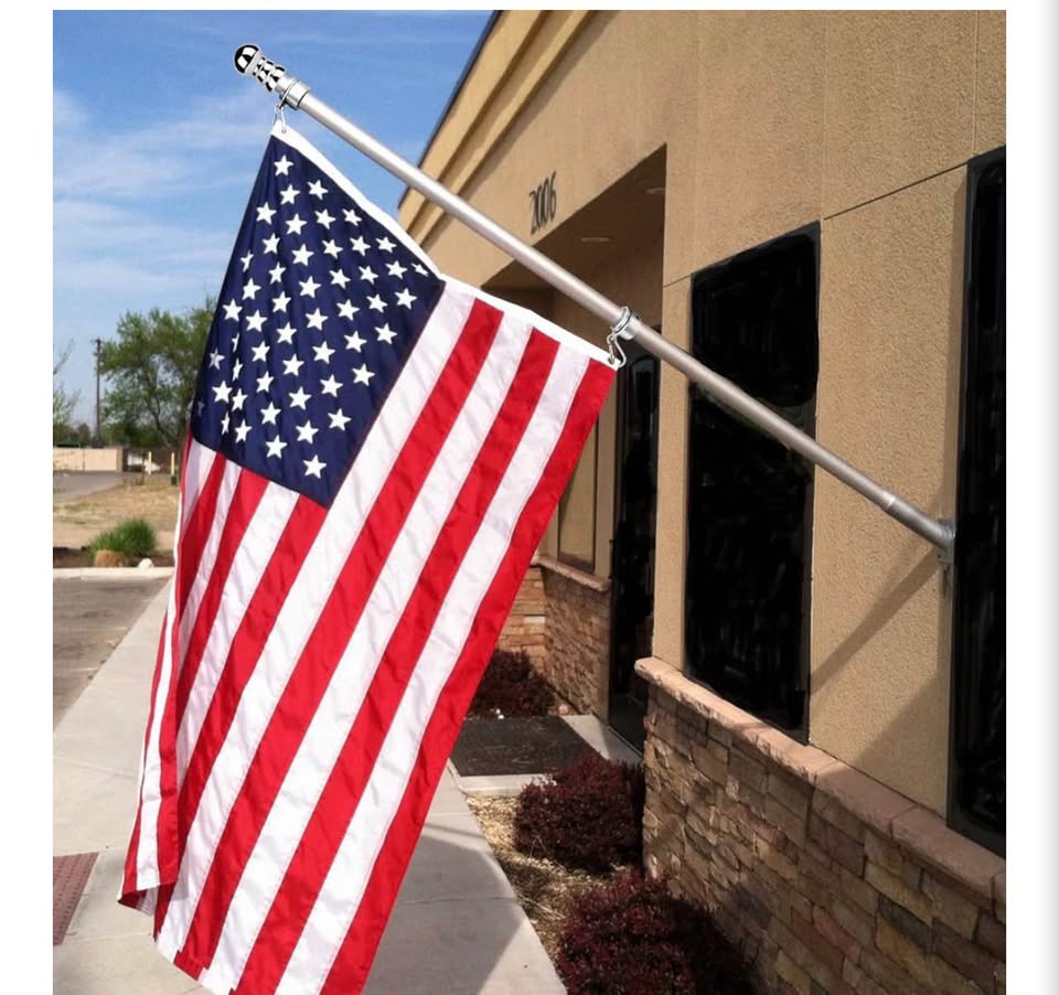 HOOPLE 360° Anti-wrap Flagpole Rings