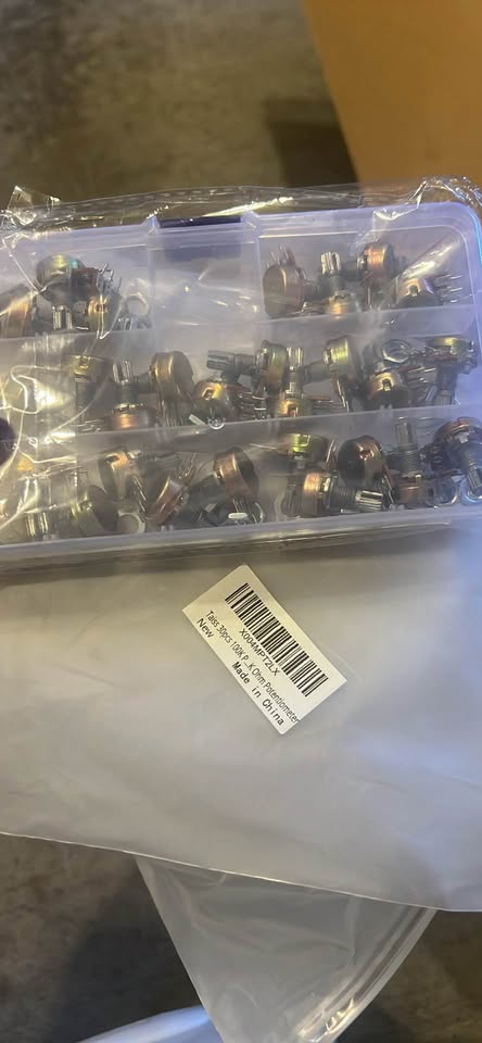 30pcs 100K Potentiometer Set