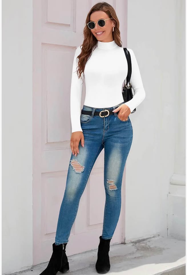 White Long Sleeve Mock Neck Bodysuit Medium