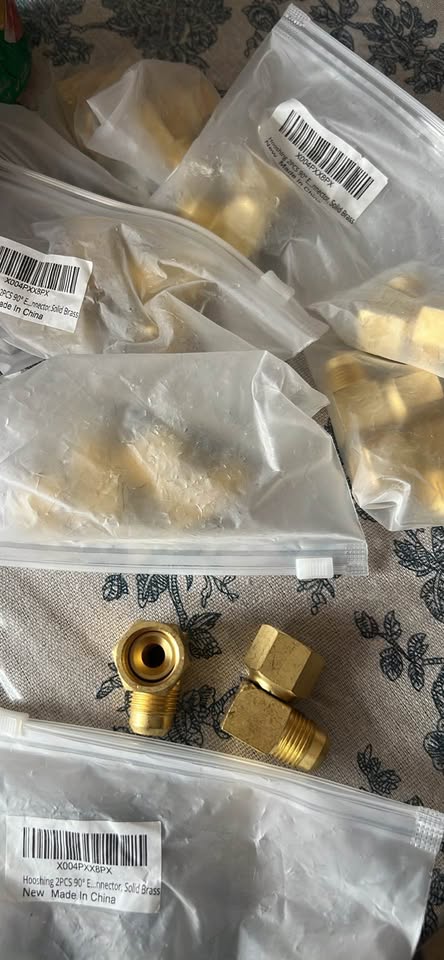 2PCS 90° Elbow Flare Swivel Fitting 3/8" Female to Male Connector